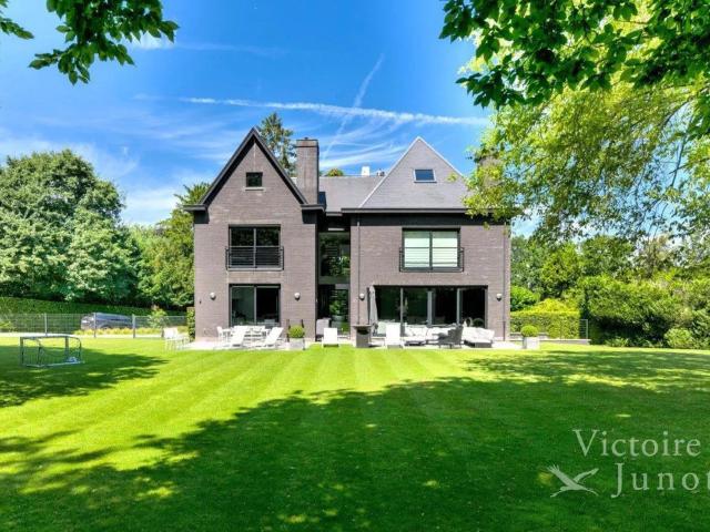 House at Rhode Saint Genese