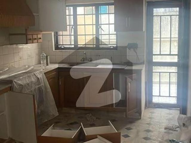House Available For Rent F 11/1 Islamabad F 11/1