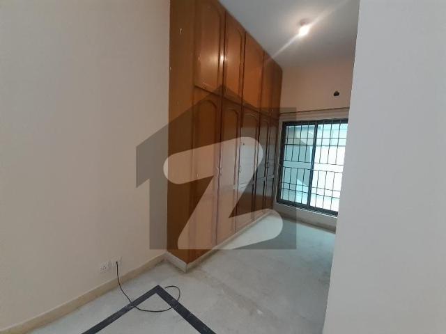 House Available For Rent In F11 F 11/2