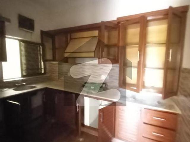 House available for rent in i 10