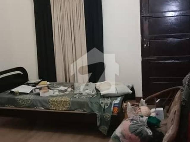 House available for sale in block q