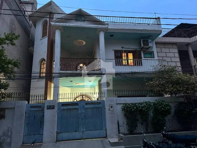 House Available For Sale In Gulshn E Iqbl 13D 2