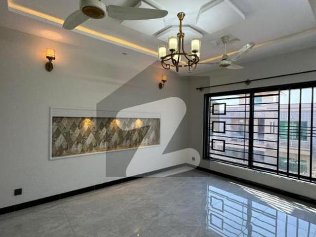 House Available For Sale National Police Foundation O 9 Block C