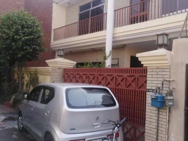 House available in calvary ground demand 70 hazar Lahore Cavalry Ground ID 54310
