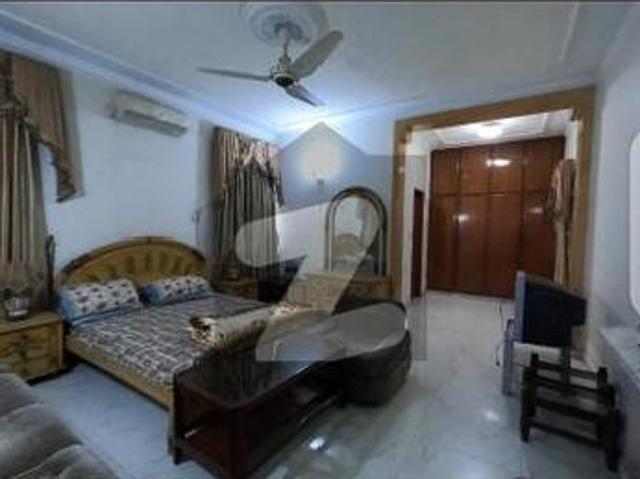 House Available Like Brand New Model Town Link Road