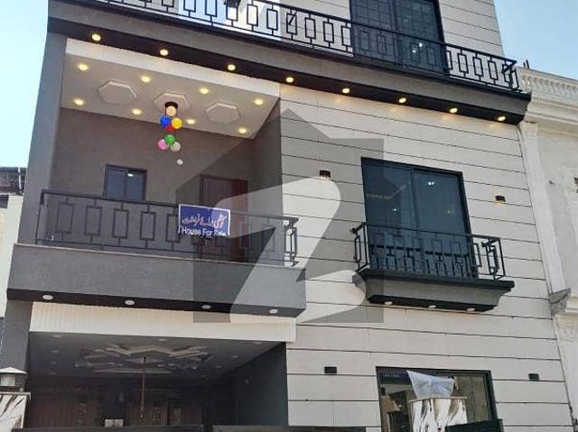 House Avialable For Sale