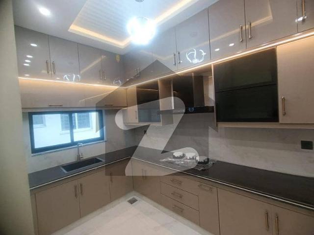 House Avialable For Sale Exective Block