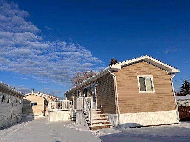 House Cold Lake AB LS98314984
