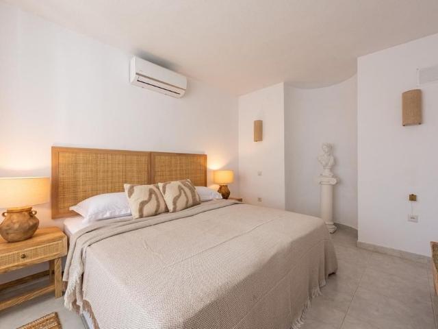 House – Detached Villa in Estepona