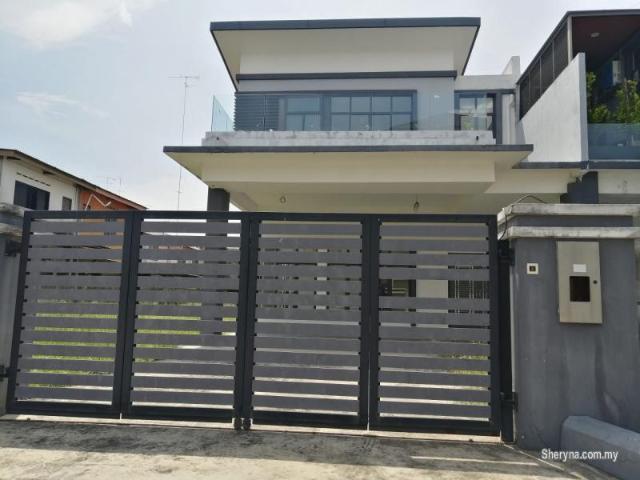 house double storey semi d at jln khalidi