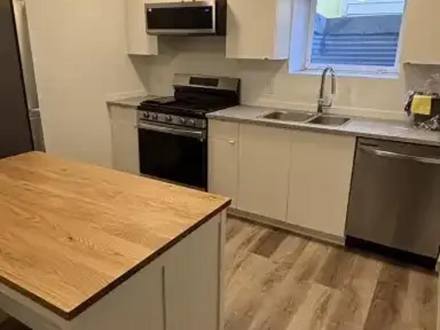 House Edmonton AB 103367880