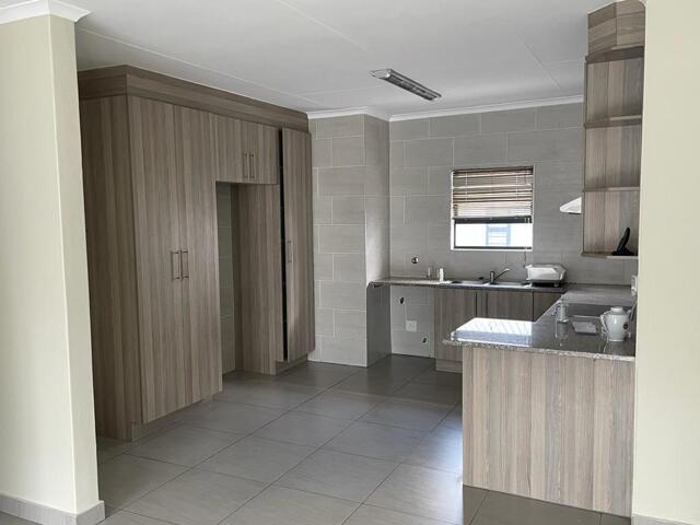 House Ekurhuleni Ward 36 Gauteng LS67606416
