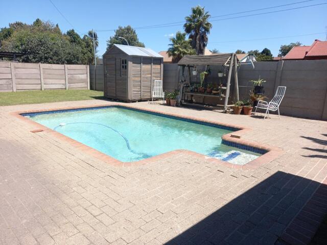 House Emalahleni Ward 11 Mpumalanga LS67606268