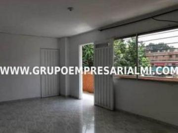 house en arriendo Calle 44 68 48