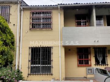 house en arriendo CR 67B 56B 59 ED valerias apto 151