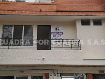 house en arriendo CR 68 42 36 IN 201