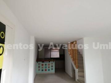 house en arriendo CR 79C 8 SUR 50 CA 1130 RODEO DE SAN SIMON
