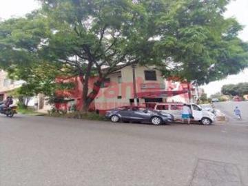 house en arriendo manrique
