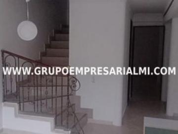 house en arriendo Robledo