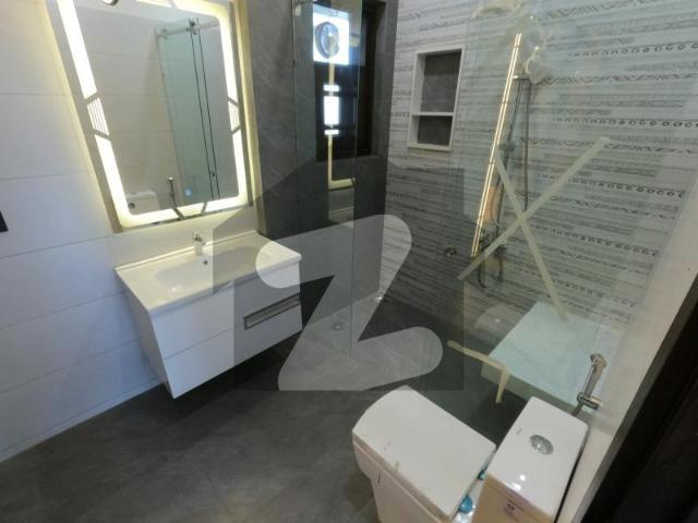House For Grabs In 300 Square Yards Karachi DHA Phase 4