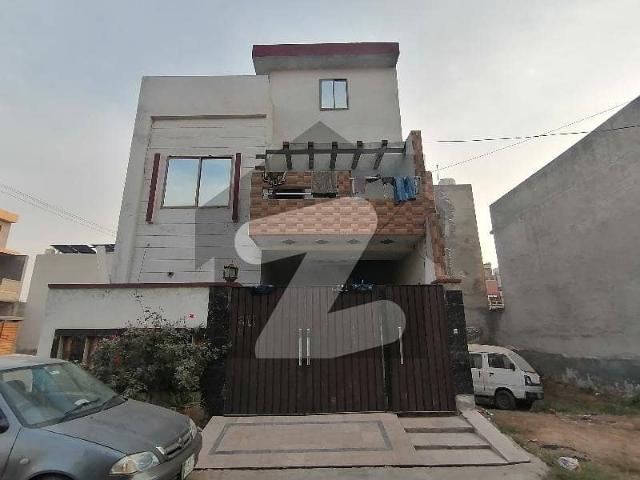 House For Grabs In 5 Marla Lahore