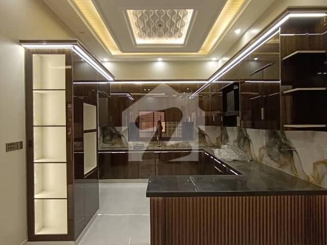 House For Sale 400 Gaz Out Class Construction In Gulshan Block 5