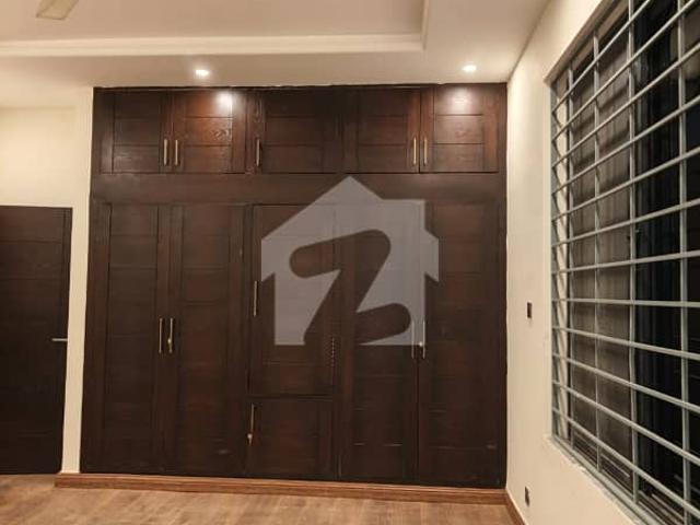 House For Sale 400Sq. Yd in F/11