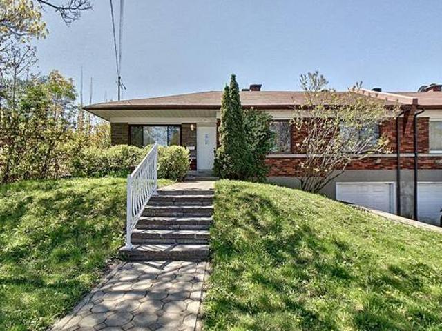 House for sale 5712 Av Davies CôteSaintLuc QC H4W2R2 CA in Côte SaintLuc Canada