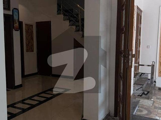 House for sale 5 marla