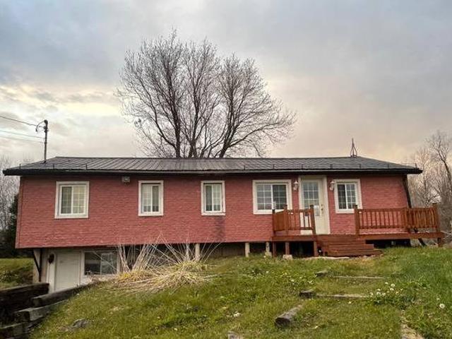 House for sale 810 Rg des Vingt SaintBarthélemy QC J0K1X0 CA in SaintBarthélemy Canada
