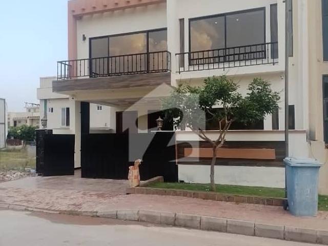 House For Sale 8 Marla Sector N, Bahria Enclave