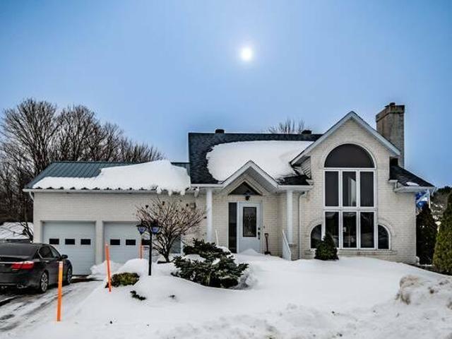 House for sale 1730 Rue du Capricorne Bécancour QC G9H3Z7 CA in Bécancour Canada