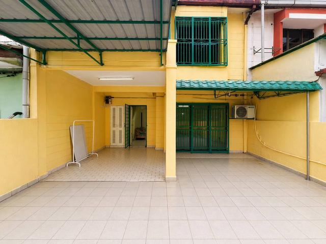 House For Sale 2 Storey Taman Desaria PJS 5 Petaling Jaya