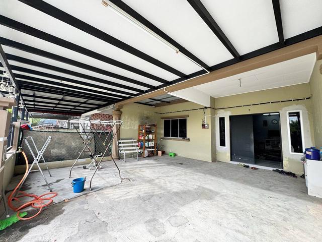 House For Sale Taman Universiti Parit Raja