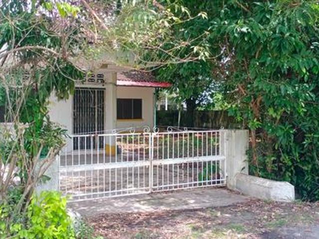 House for Sale at Win Onn Garden