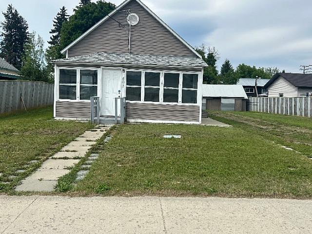 House For Sale By Owner 403 Howard Avenue Enderby Bc