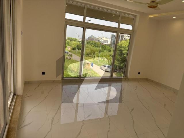 House For Sale D 12/2