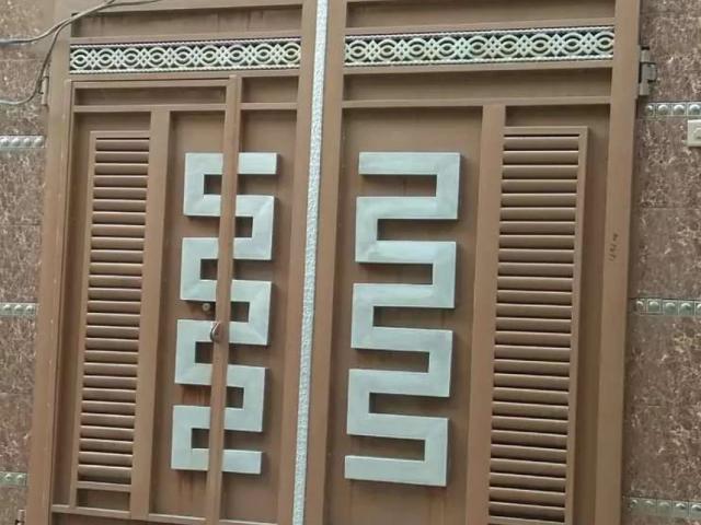 House for sale Double story suitable for big family direct from owner Lahore Shadbagh ID 53488
