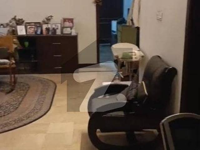 House For Sale F*11/2 Beautiful Location