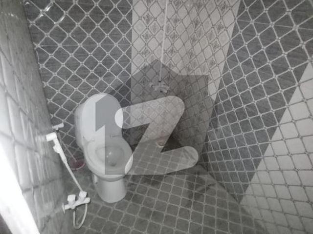 House for sale g+1 & 2nd 1 room federal b area block 8