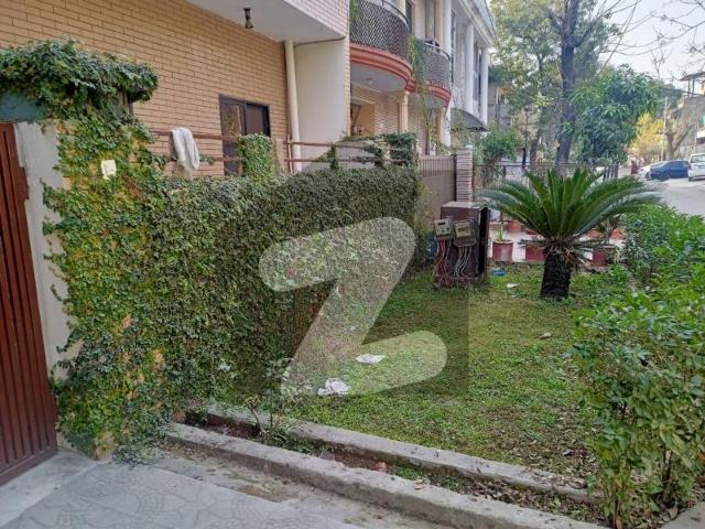 House For Sale G. 9 Islamabad G 9/4