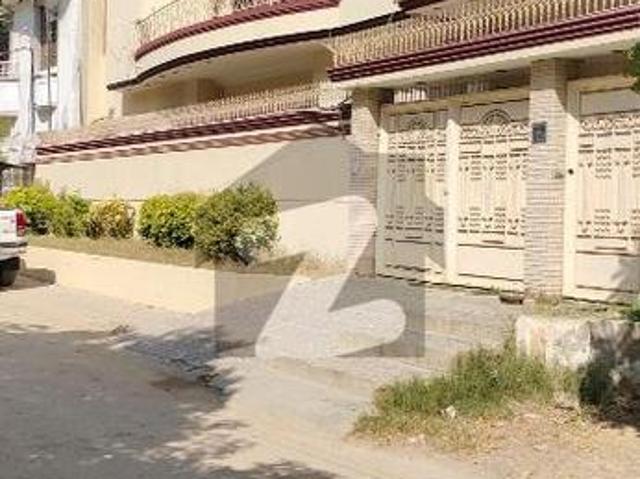 240 Square Yards House For Sale In Gulistan e Jauhar Block 2