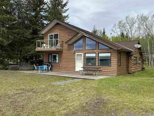 House for sale in 70 Mile House, 100 Mile House, 5738 N Green.