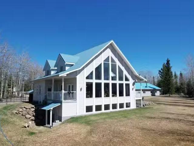 House for sale in 100 Mile House, 100 Mile House, 5548 Little.