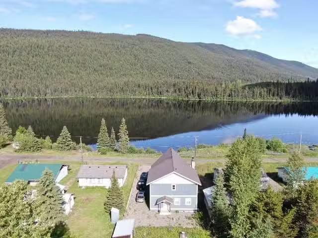 House for sale in 100 Mile House, 100 Mile House, 651 a Road.