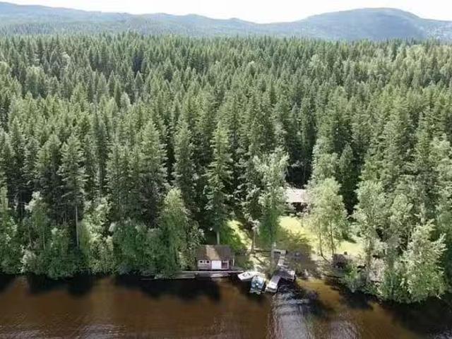 House for sale in 100 Mile House, 100 Mile House, DL 2744 Maho.