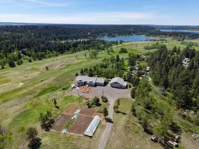 House for sale in 108 Mile Ranch, 100 Mile House, 4898 Telqua.