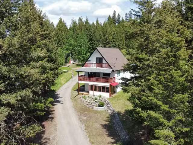House for sale in 108 Mile Ranch, 100 Mile House, 4917 Kitwang.