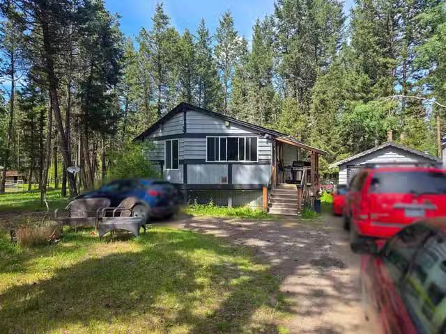 House for sale in 108 Mile Ranch, 100 Mile House, 4987 Smith R.