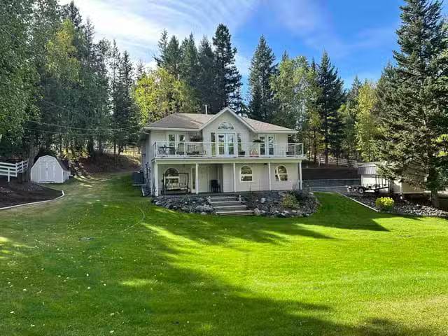 House for sale in 108 Mile Ranch, 100 Mile House, 5236 Kallum.